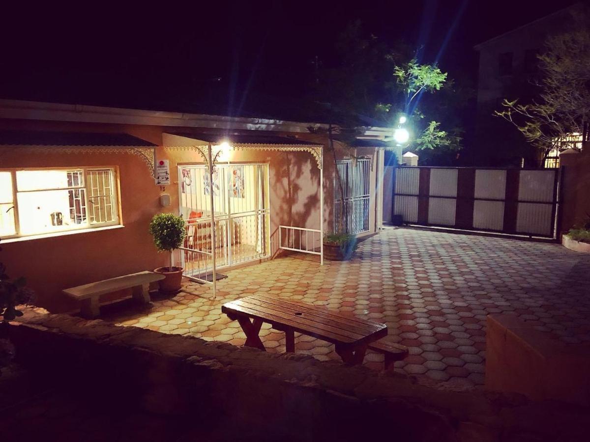 Elkoweru Guest House Springbok Exterior foto