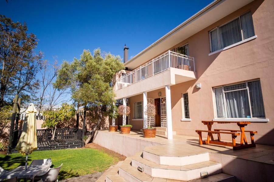 Elkoweru Guest House Springbok Exterior foto